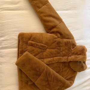 Abercrombie & Fitch Gold Mini Puffer Jacket